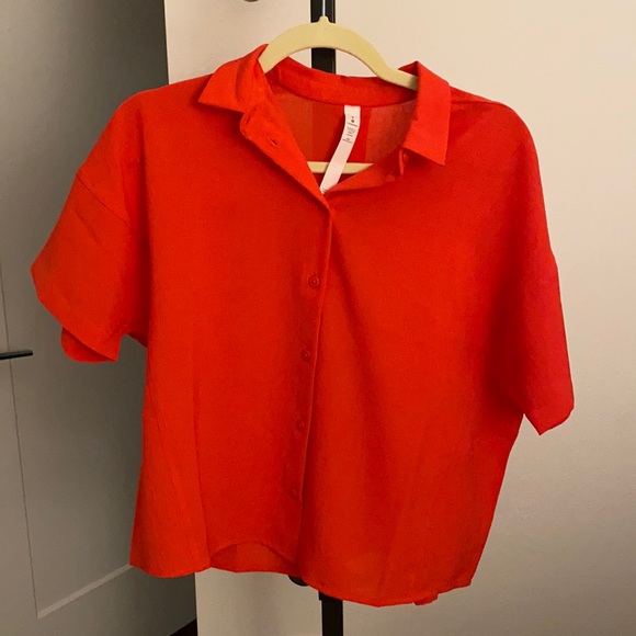 Lululemon Top - Picture 1 of 1